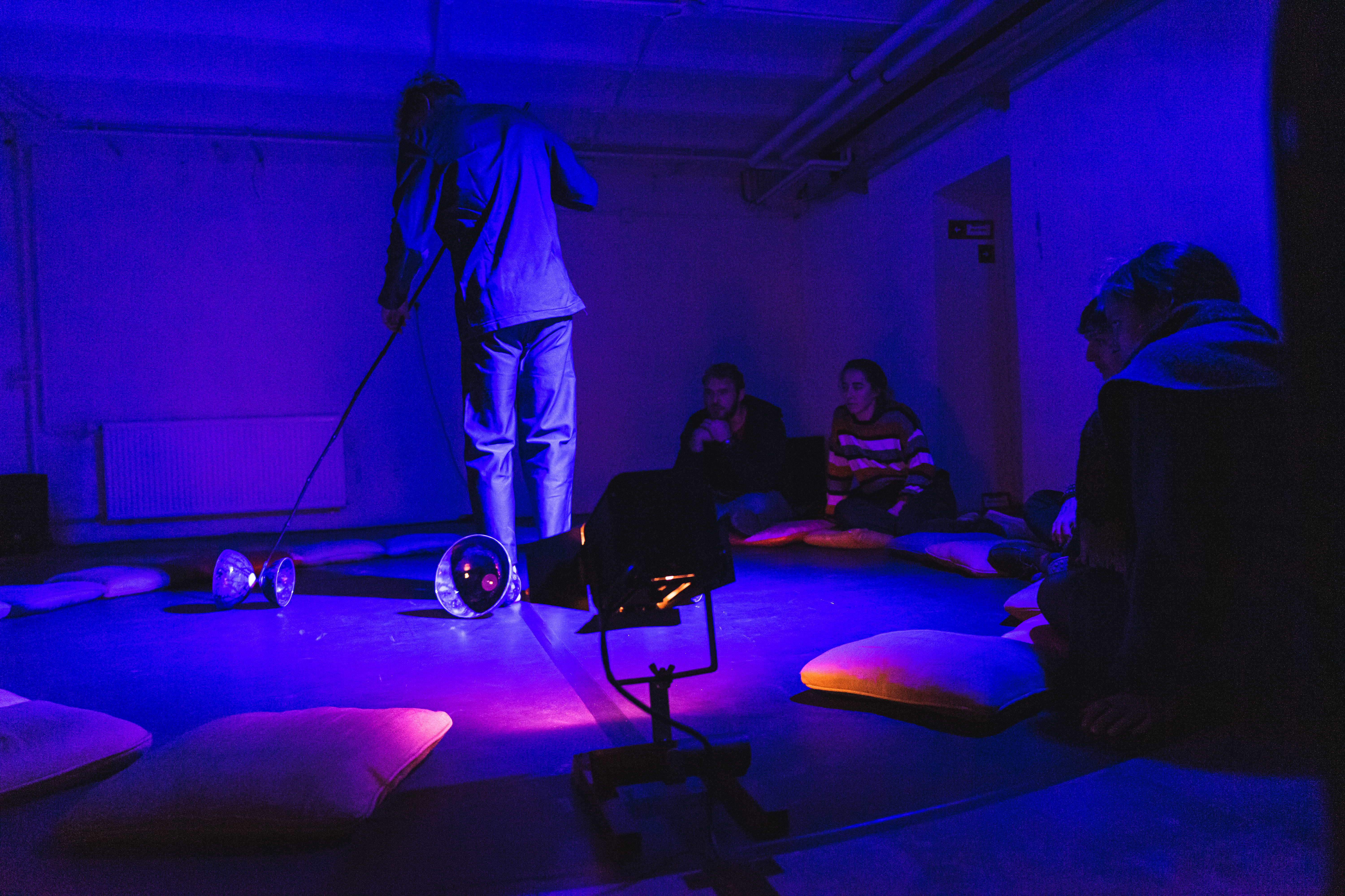 Julian Vogel – Cie. unlisted